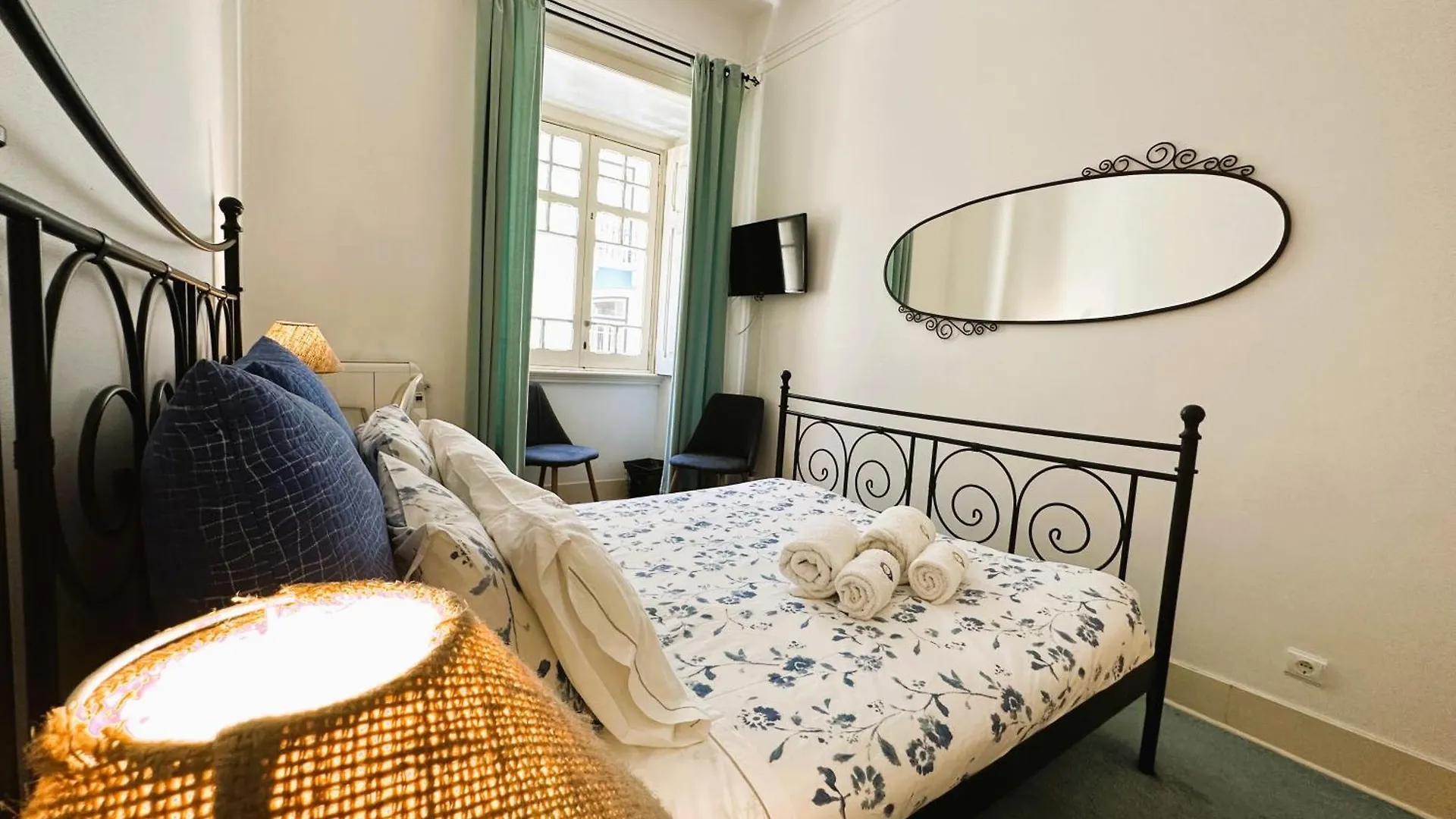Estrela Charming Rooms Lisbon